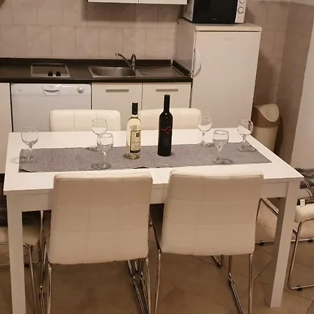 Apartment Put Vidaka Policnik